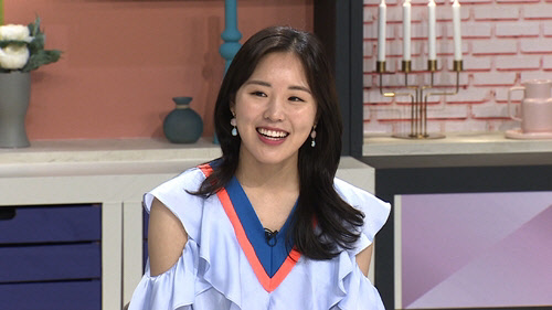 '쇼트여신' 김아랑이 14일 밤 9시 30분에 방송되는 JTBC '냉장고를 부탁해'에 출연해 냉장고를 공개한다. <JTBC 제공>